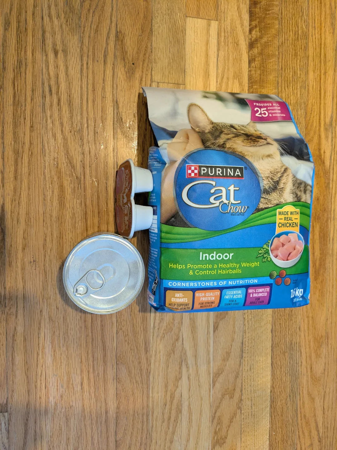 Assorted Cat Food (Hill's, Iams, Purina) image indicator(5)