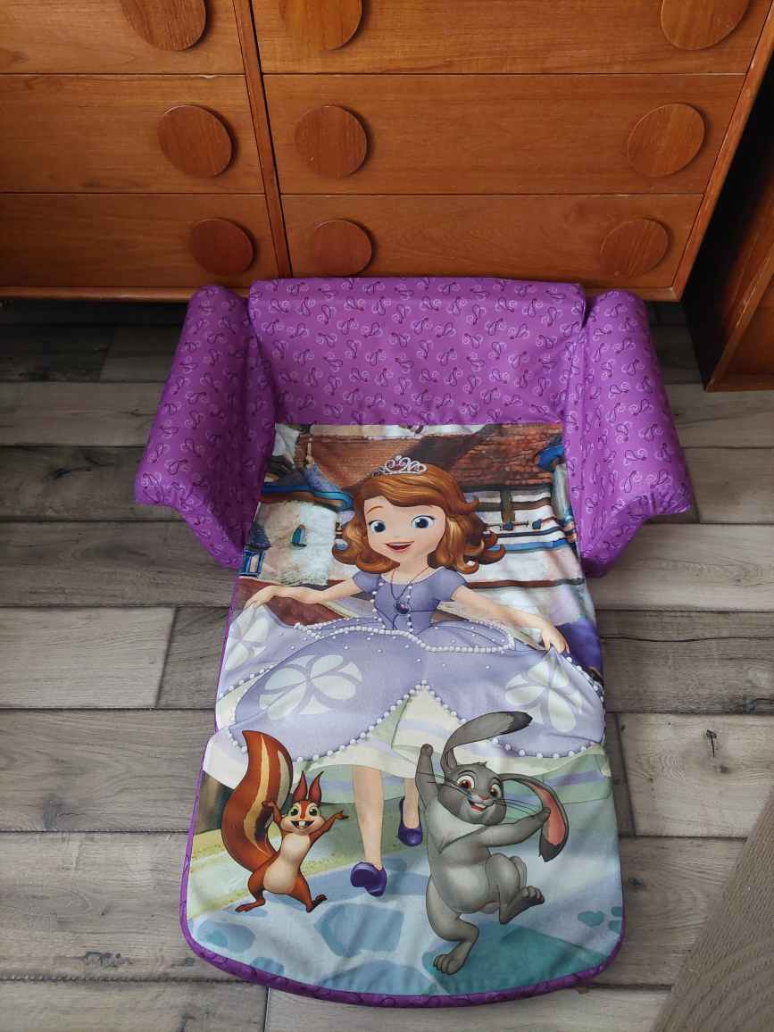 Sofia the First Foldable Sleeper Sofa - photo 2