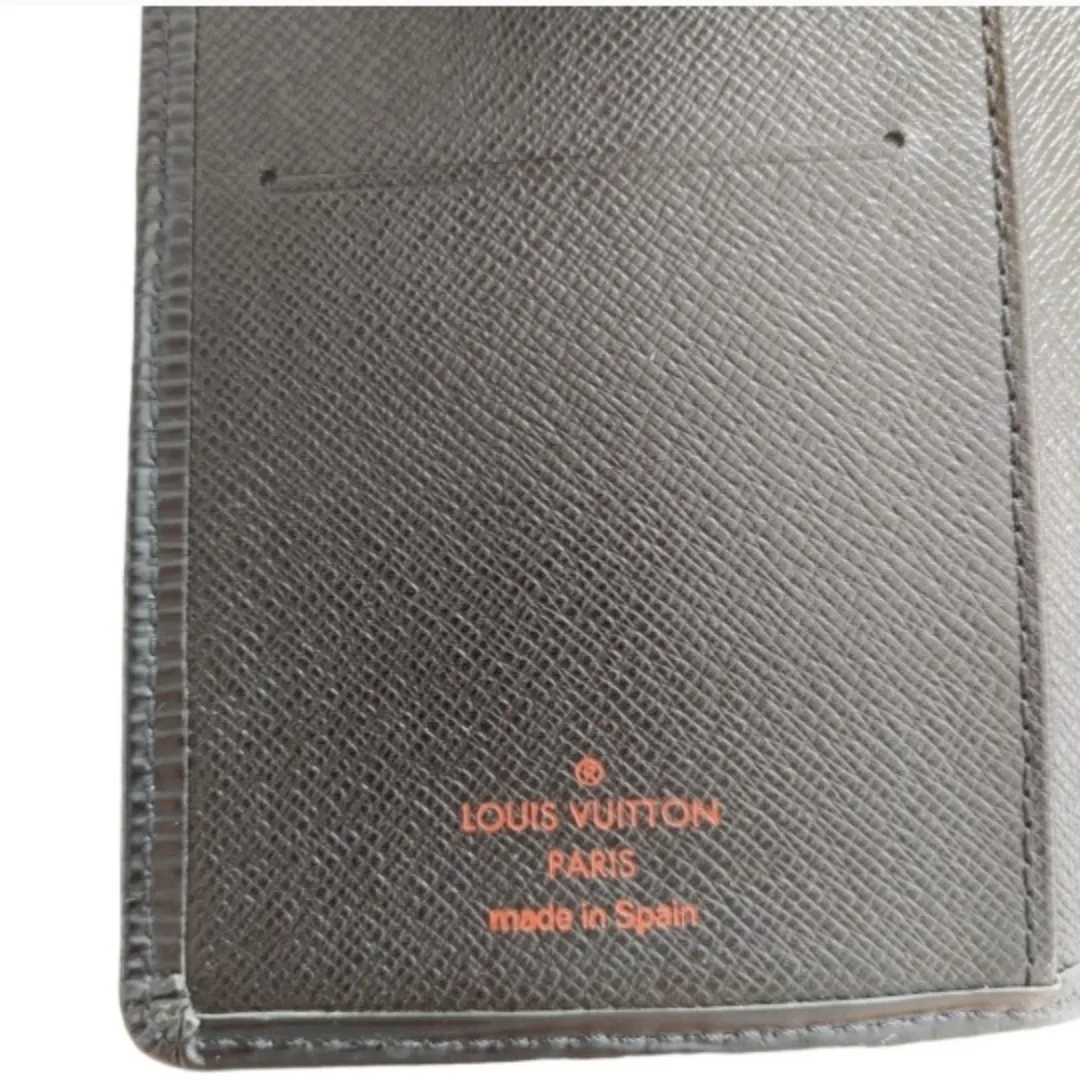 Louis Vuitton Epi Leather Passport Long Wallet image indicator(5)