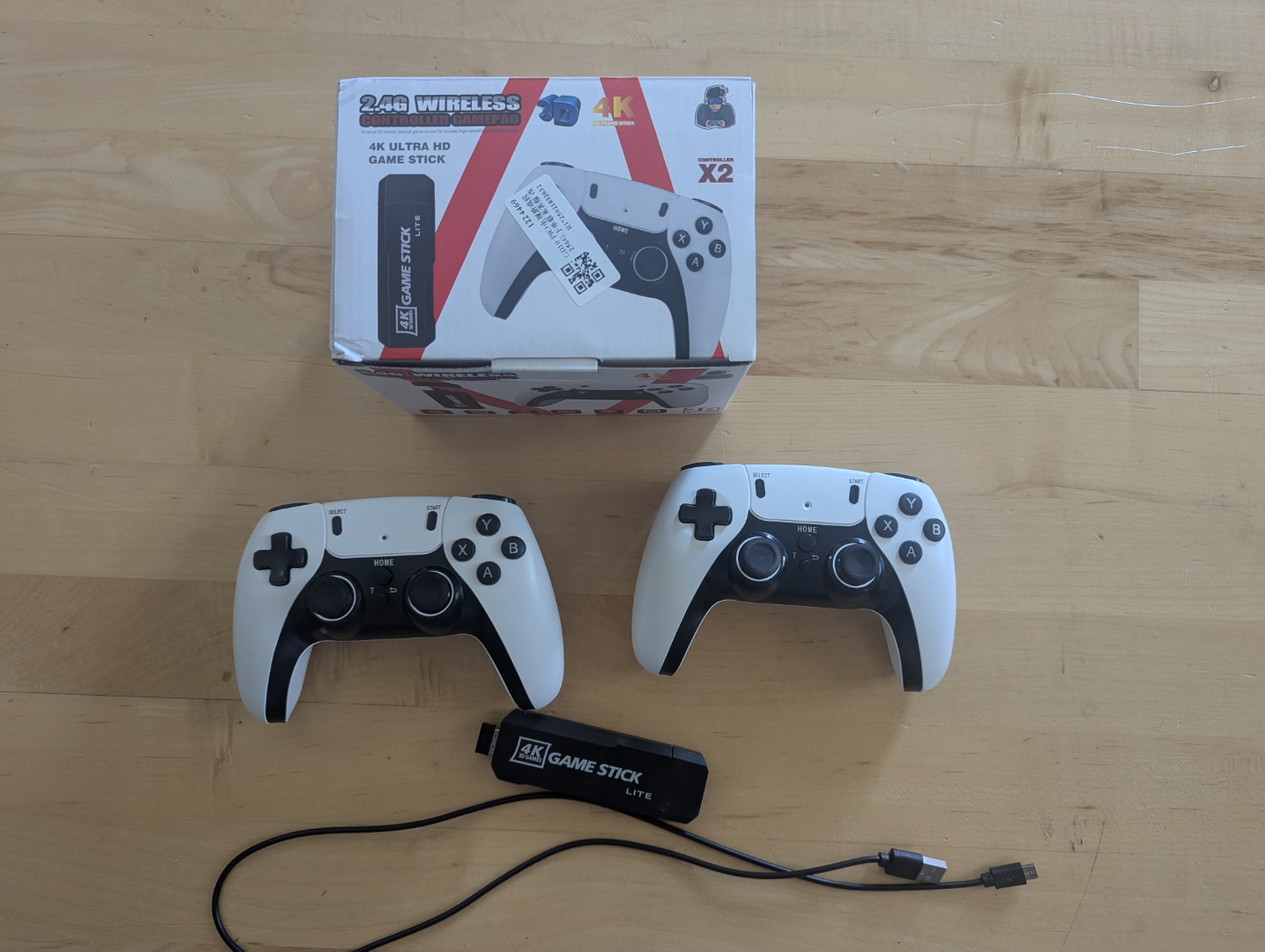 Retro game stick with 2 controllers - photo 2