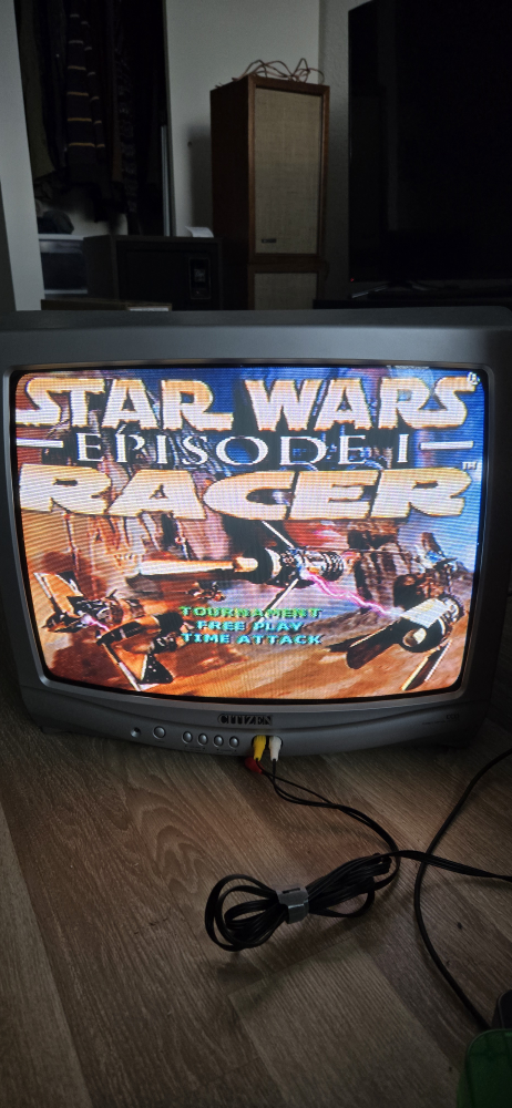 20" CRT TV
