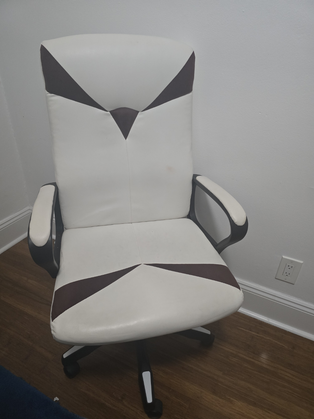 Office Chair - White and Brown