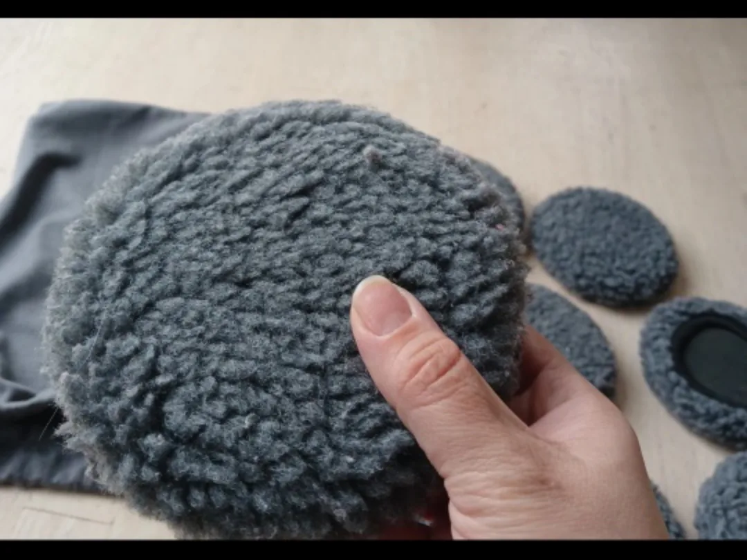 8 furniture leg covers hardwood floor protectors 💚 image indicator(2)