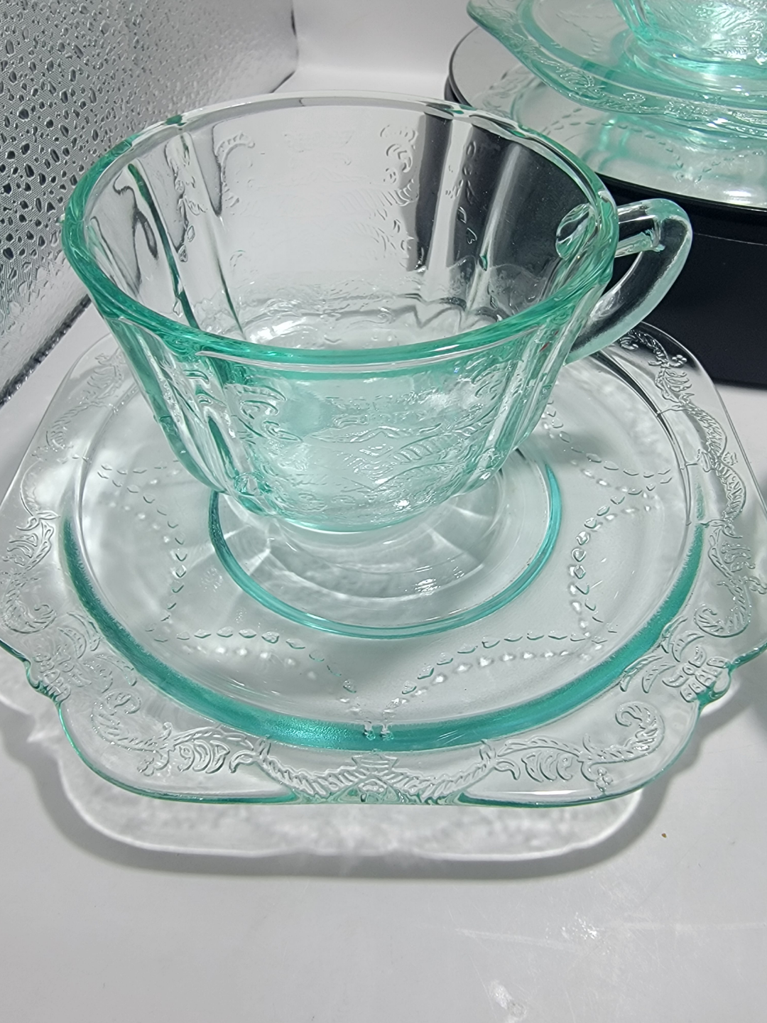 Vintage Depression Glass Teacups and Saucers Set of Four - photo 5