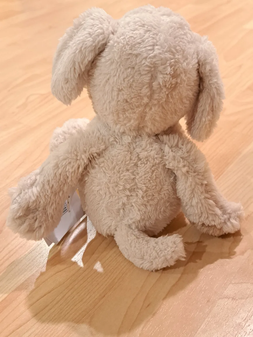 12" Cathay Pacific 2018 Plush Dog image indicator(3)