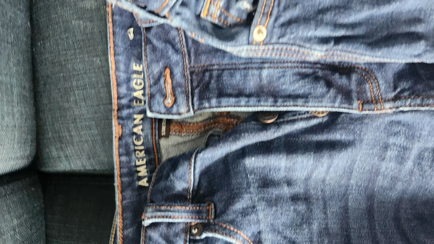 American Eagle Jeans Bundle - 3 pairs + Others image indicator(6)