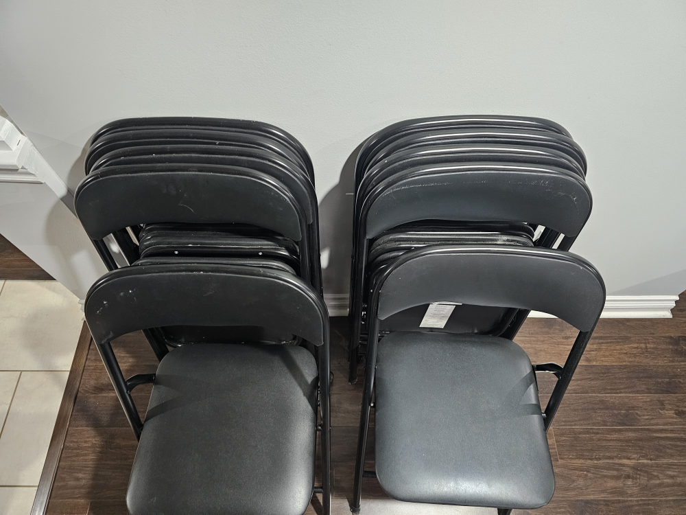 10 Black Folding Chairs