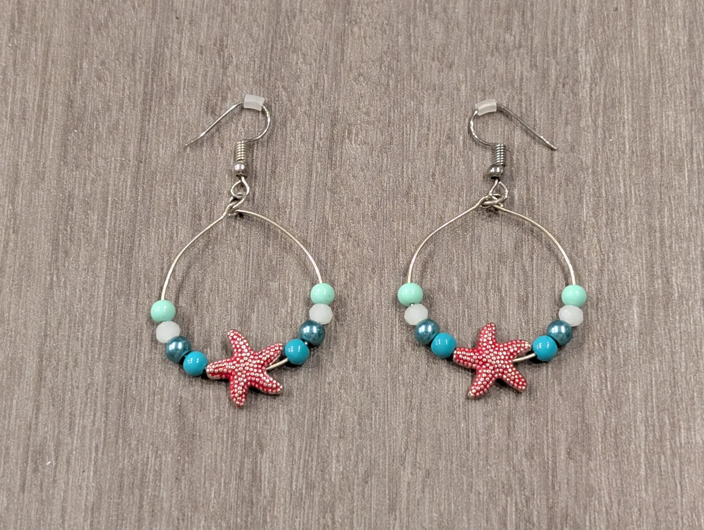 NEW: Handmade Beaded Starfish Hoop Earrings thumbnail