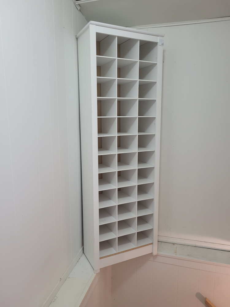 shelf unit