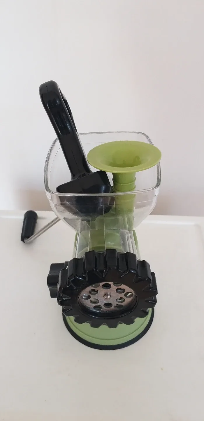 OVER Quick Manual Meat Grinder image indicator(6)