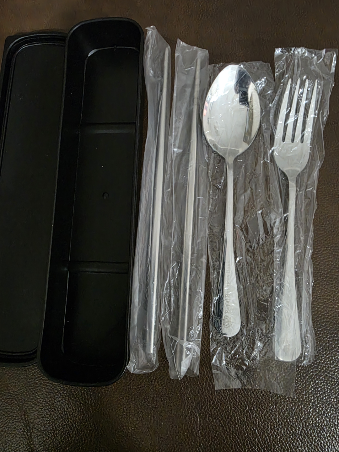 Portable Cutlery Set with Case  💚