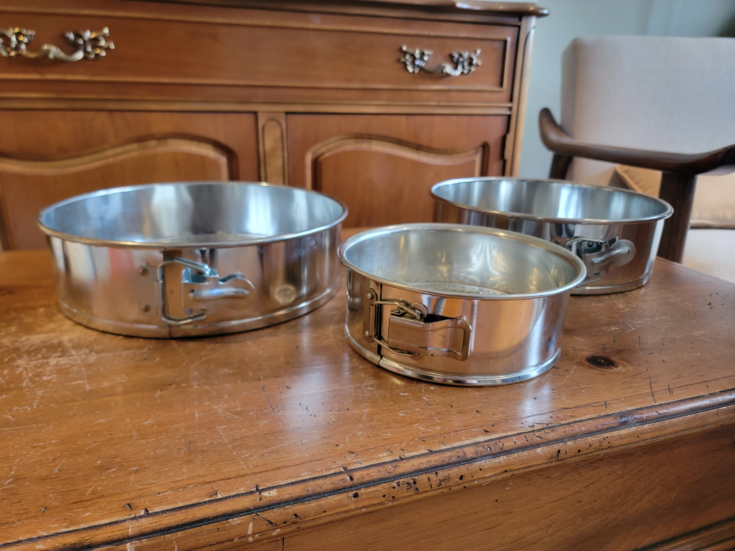 Set of 3 Springform Pans - 10", 9", 6"