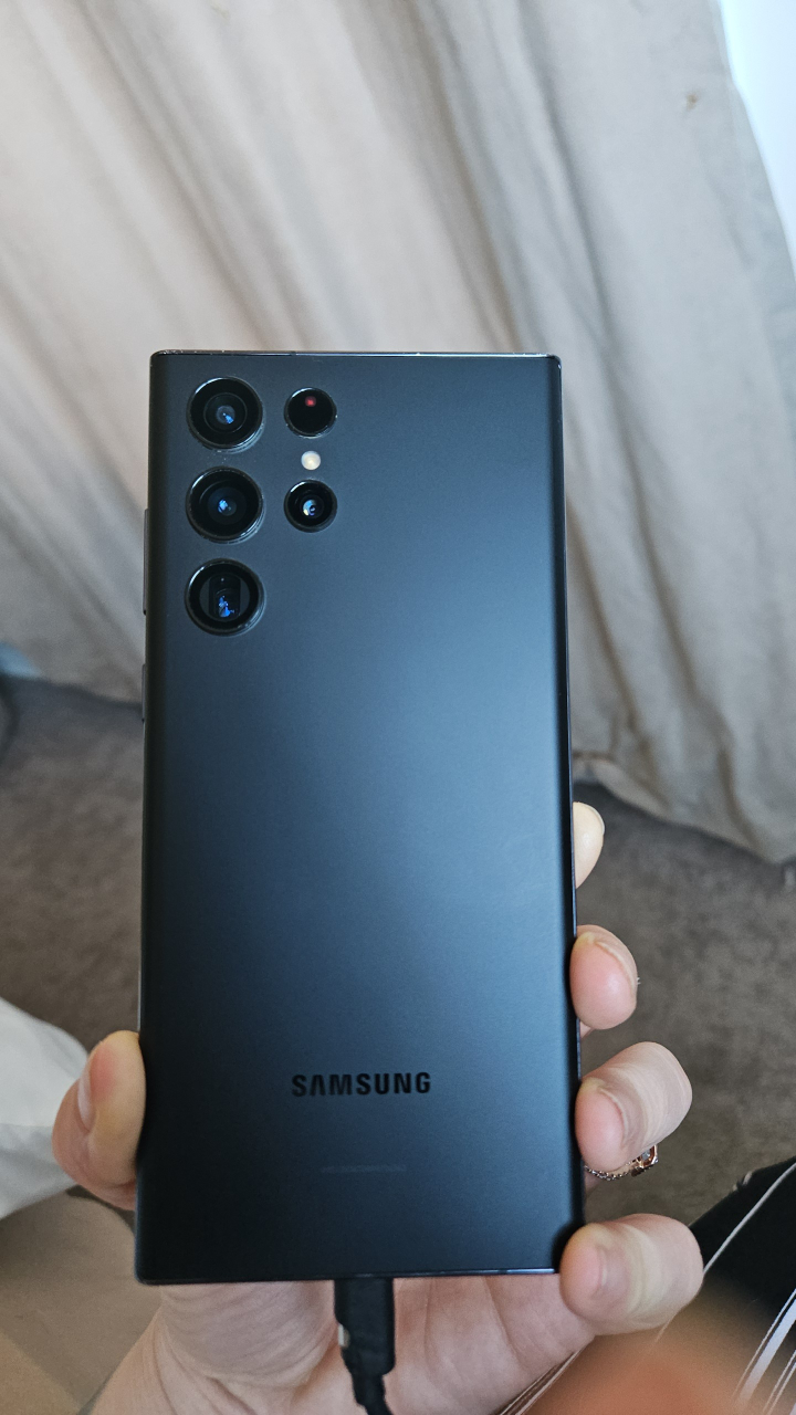 Samsung Galaxy S23 Ultra - photo 2