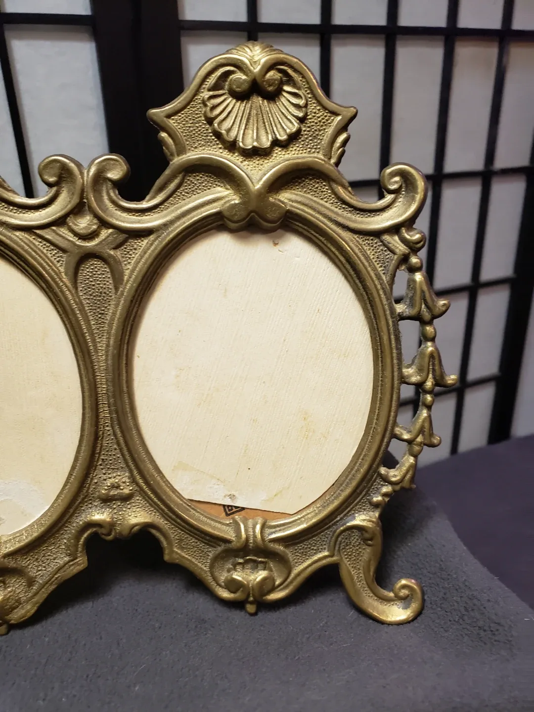 Antique Double Brass Photo Frame image indicator(3)
