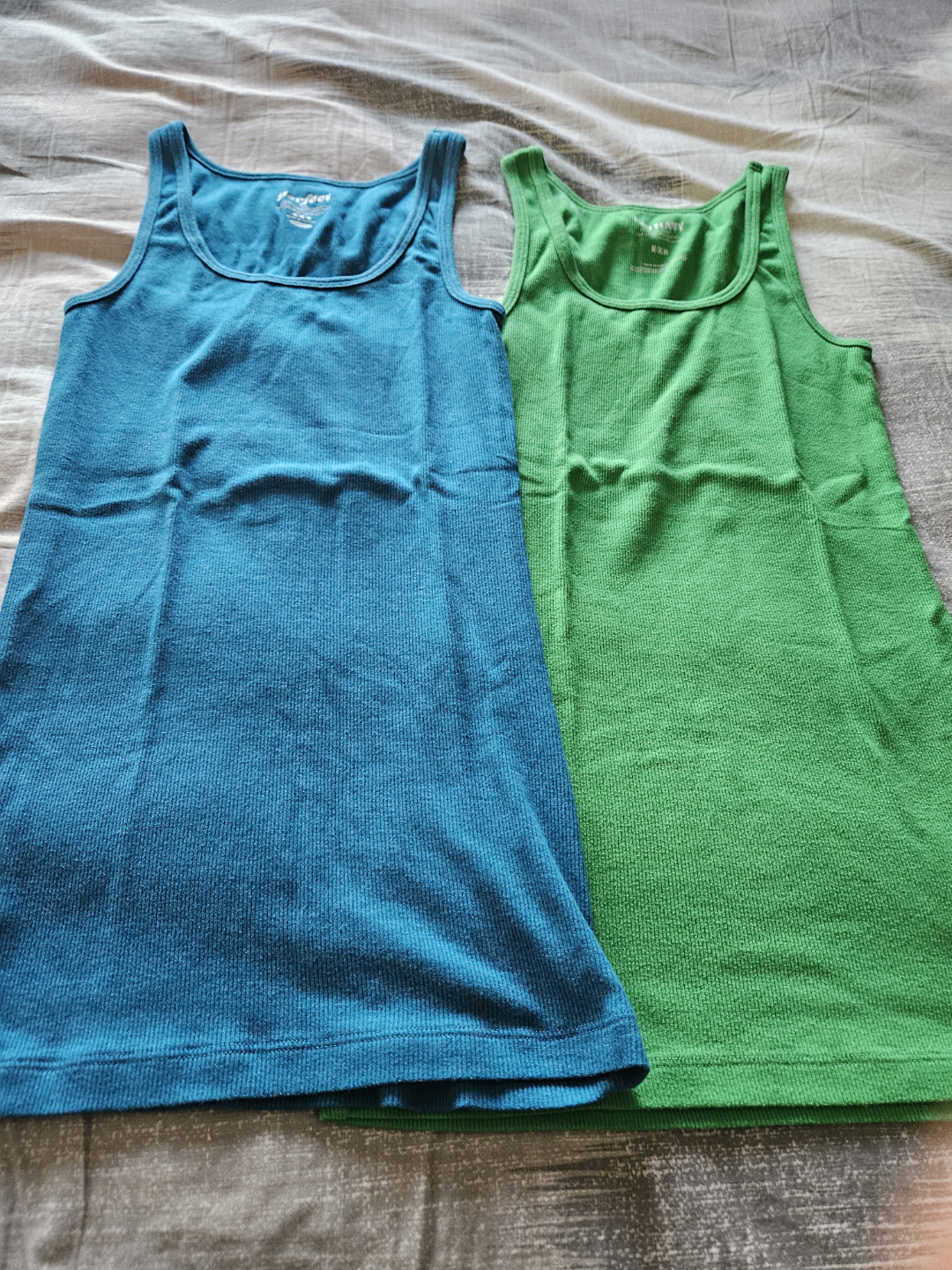 Two Women's Ribbed Tank Tops - Teal and Green size medium
