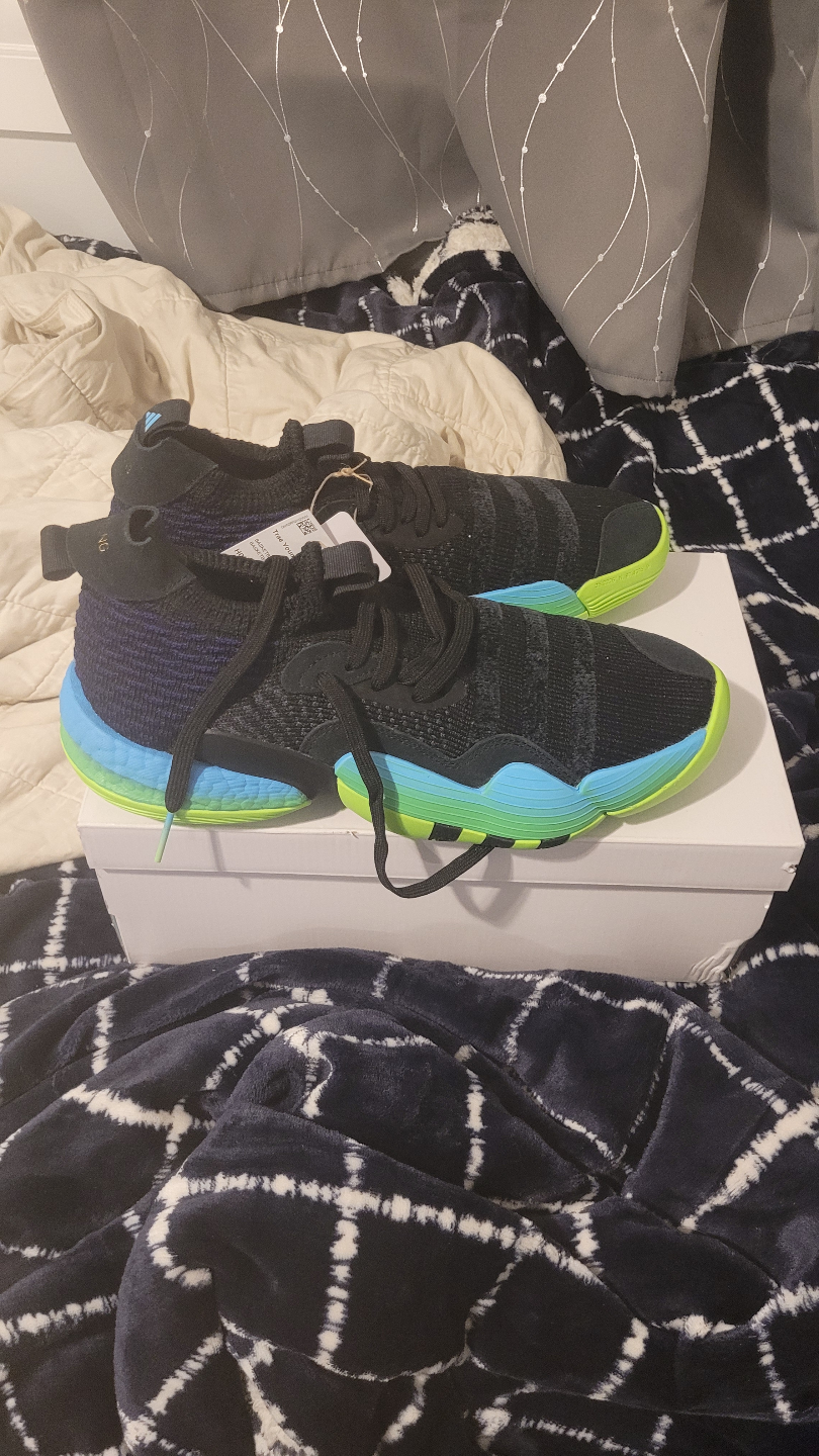 Adidas Trae Young 2 Basketball Shoes - Size 11 US