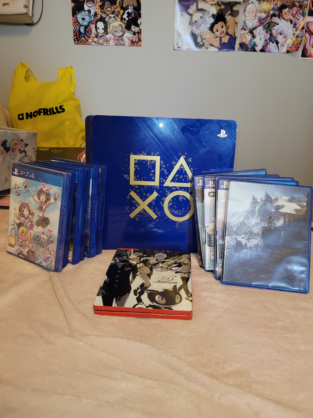PS4 Bundle - Games and Console