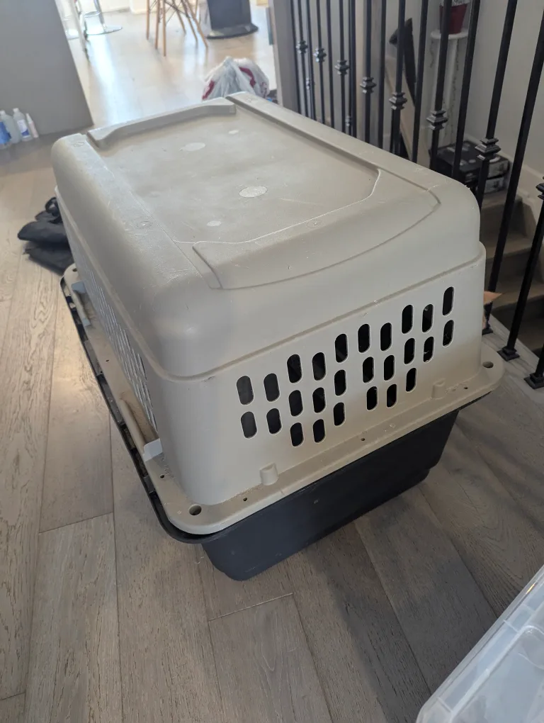 Dog Crate Medium to Large image indicator(4)