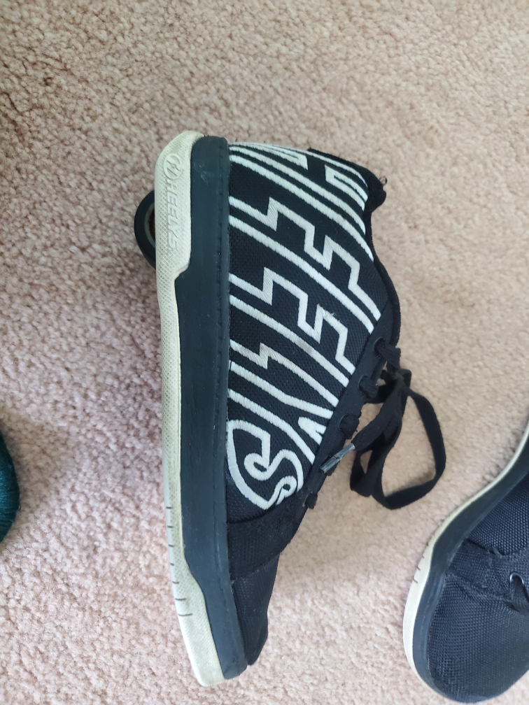 Heelys Black and White Sneakers - photo 5