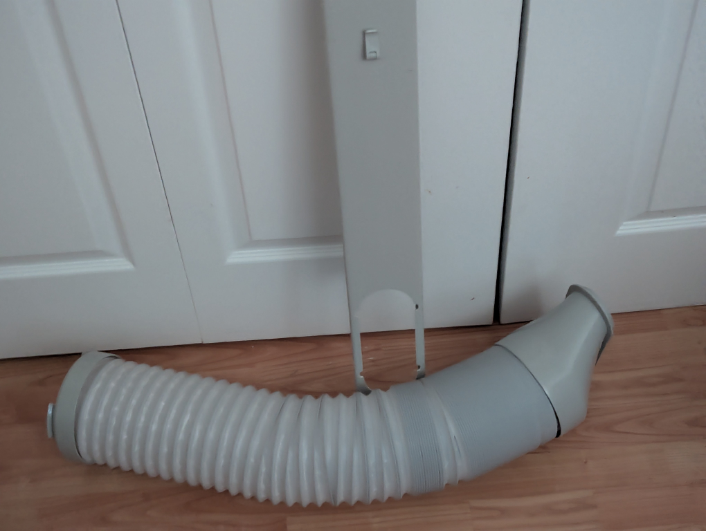 Insignia Portable Air Conditioner (8000btu) - photo 2