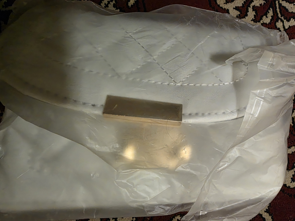 White Quilted Chain Bag - photo 2