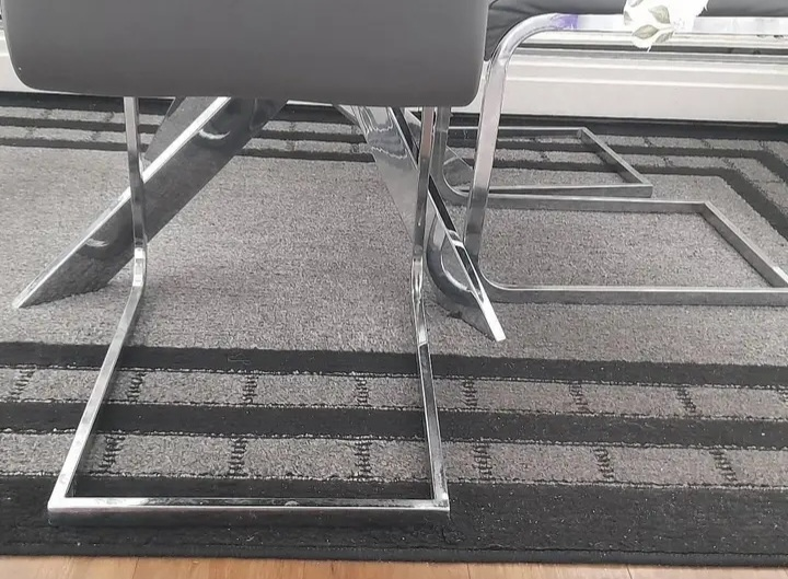 Modern Grey and Black Area Rug - photo 2