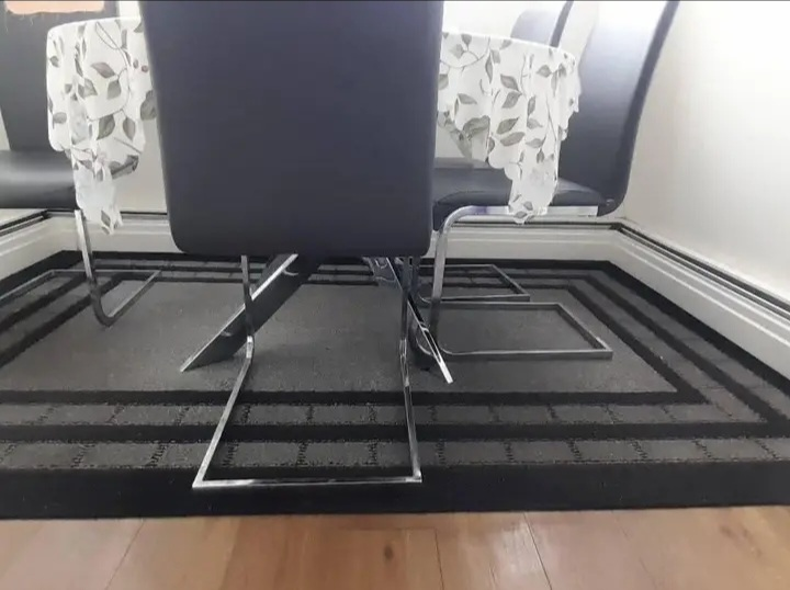 Modern Grey and Black Area Rug - photo 3