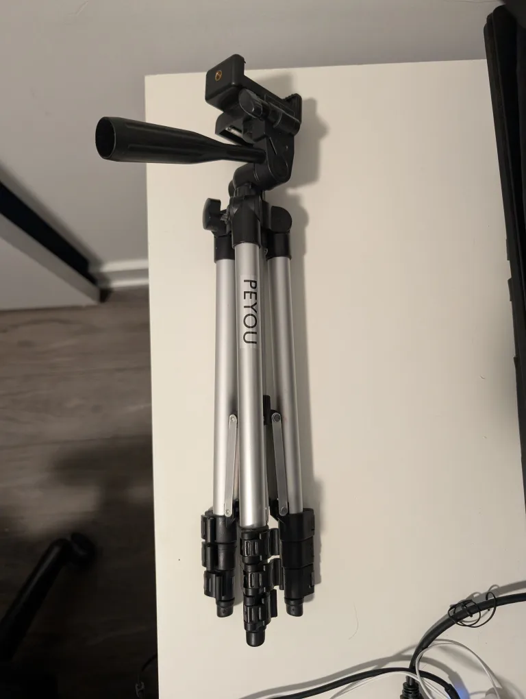 PEYOU Tripod for Smartphone image indicator(2)