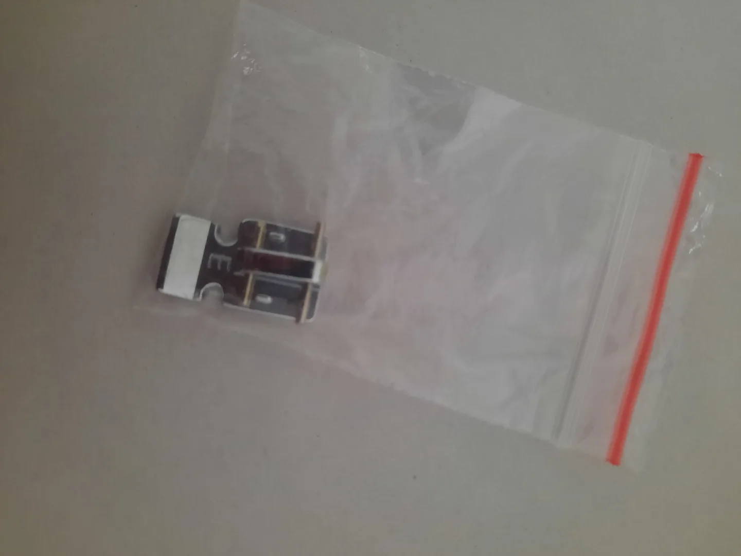 Zipper Foot image indicator(4)