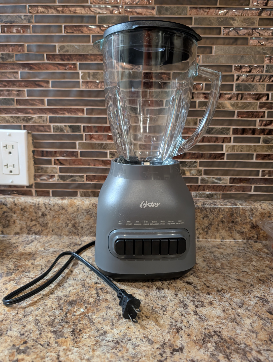 Oster Blender with 6-Cup Glass Jar