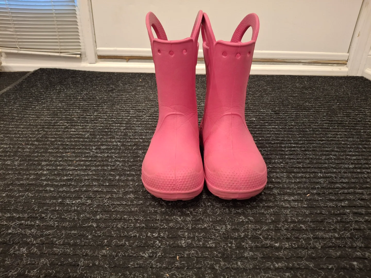Pink Crocs Kids' Rain Boots - Size J1 image indicator(4)
