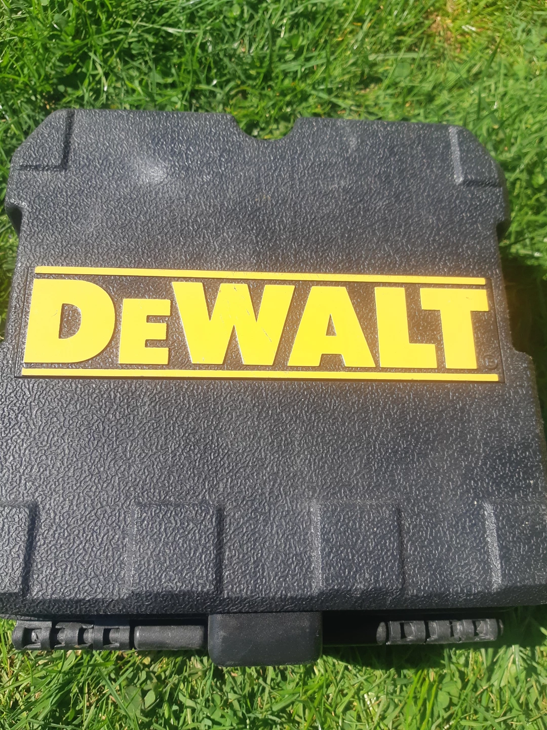 Dewalt DW088 Self-levelling Laser Level with Case