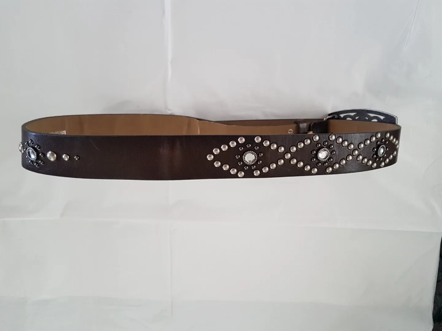 GUESS Brown Leather Belt with Rhinestone Detail image indicator(3)