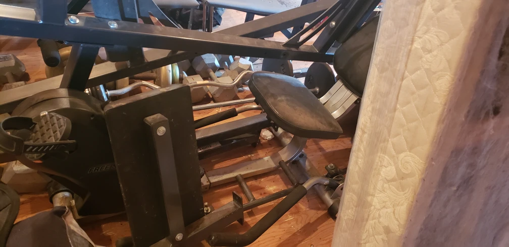 Used Body Solid Fitness Equipment - photo 2
