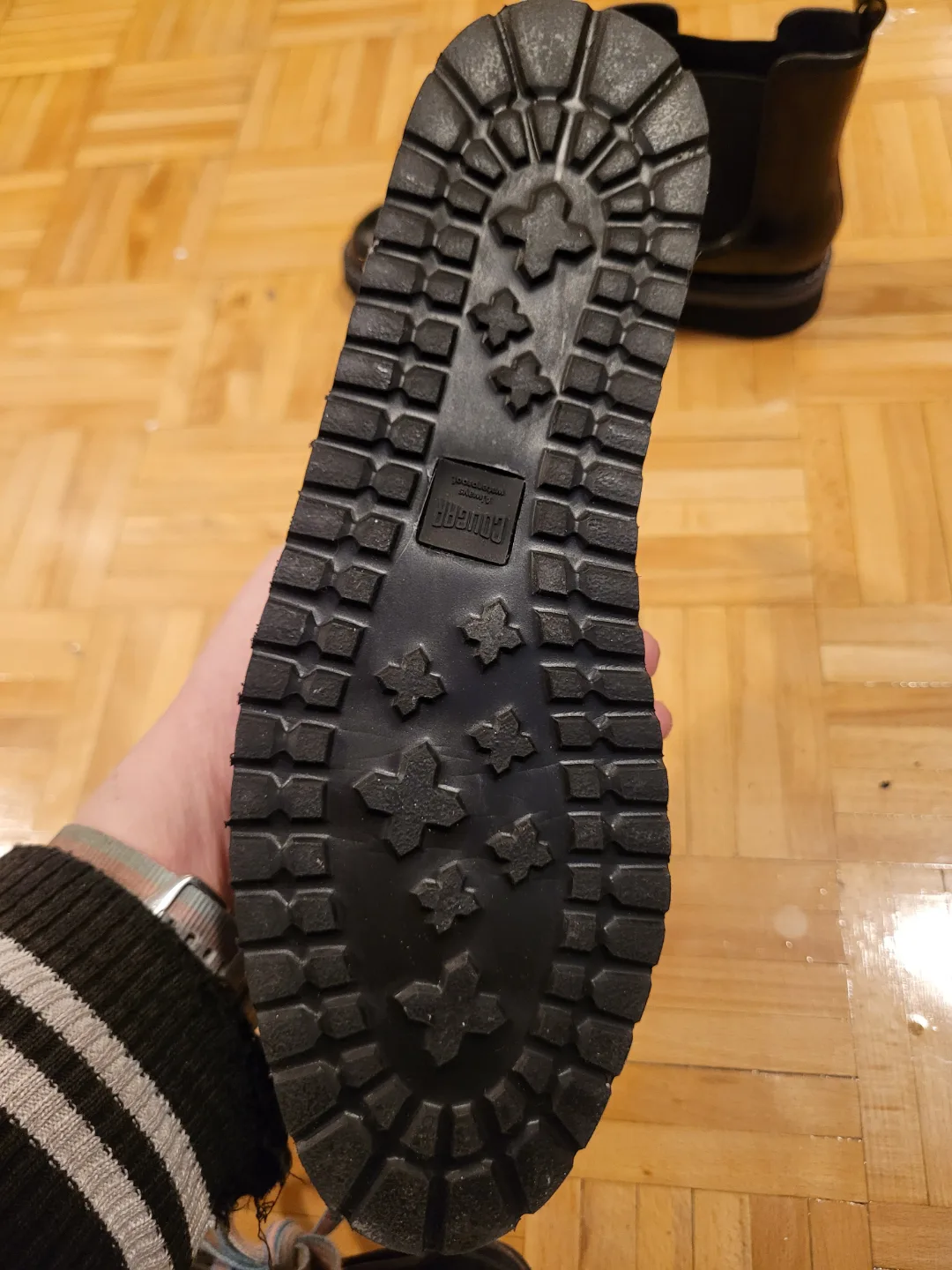 Cougar Kensington Rainboot image indicator(2)