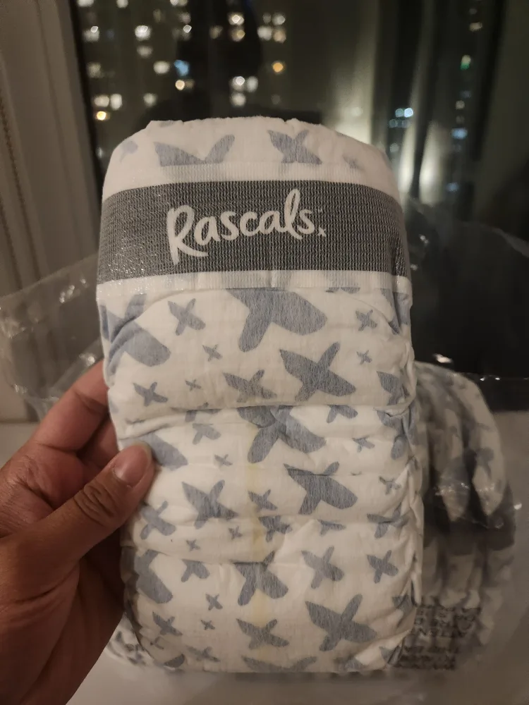 Huggies Size 4 and Rascals Overnights Size 4 image indicator(4)