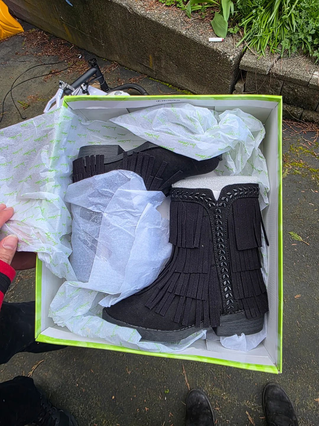 Sam Edelman Becka K3sey Black Fringe Boots - Size 11 image indicator(2)