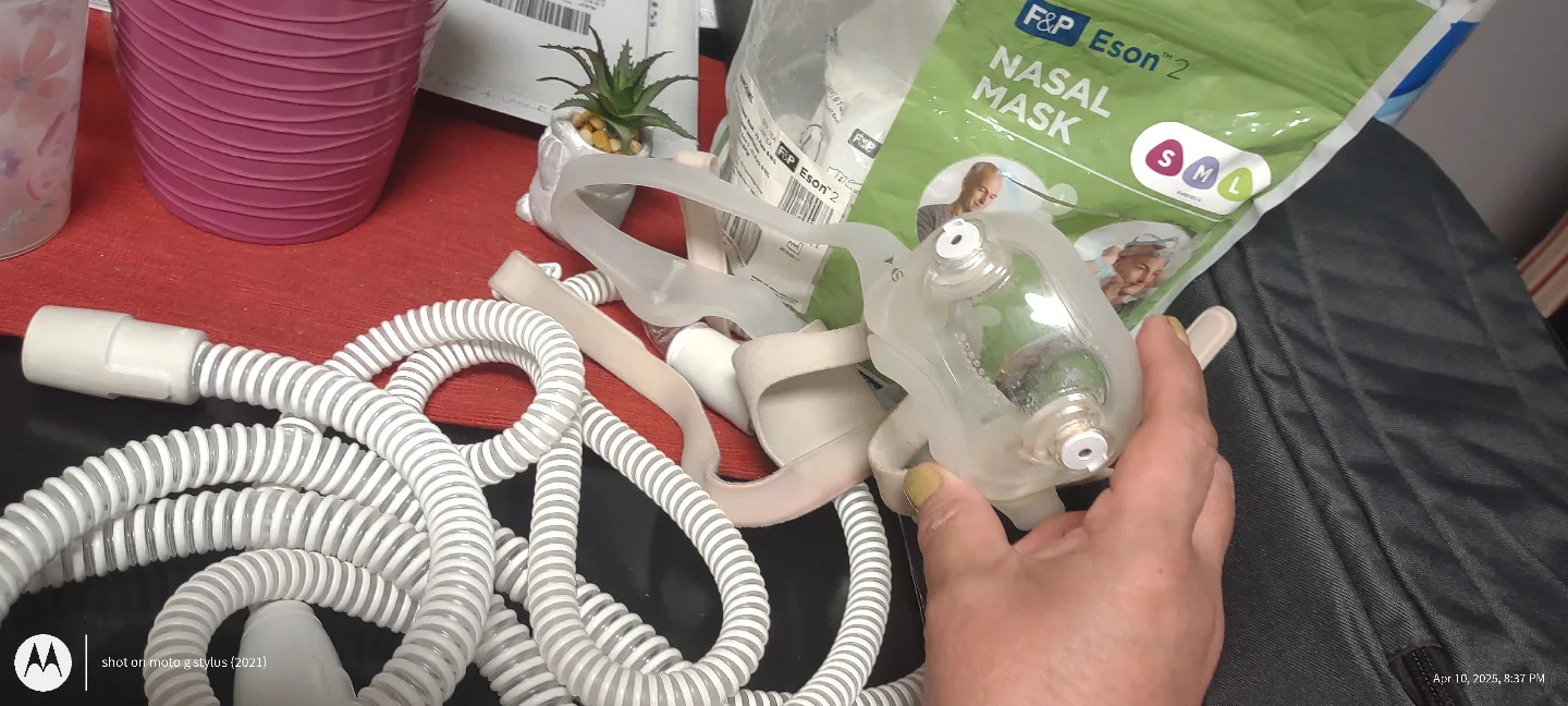 2 Nasal Mask - Small Large and tubes image indicator(6)