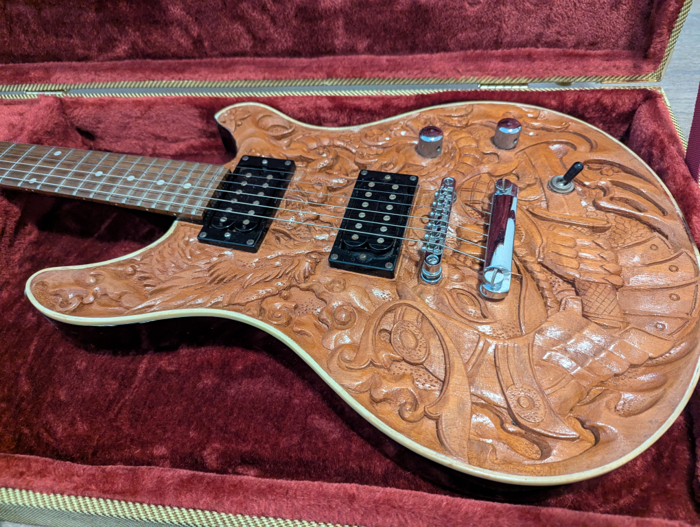 Unique Dragon Carve Electric Guitar with Hard Case - photo 3