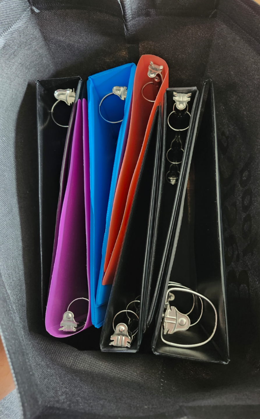 Multicoloured 3-ring binders