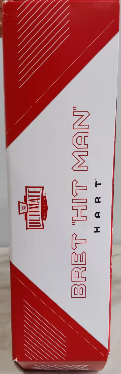 WWE Ultimate Edition Bret "Hit Man" Hart Action Figure image indicator(4)