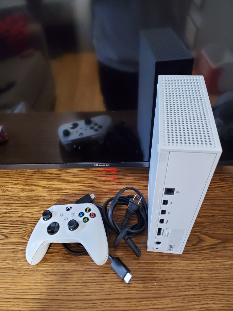 Xbox Series S Console - White - With Controller & Cables