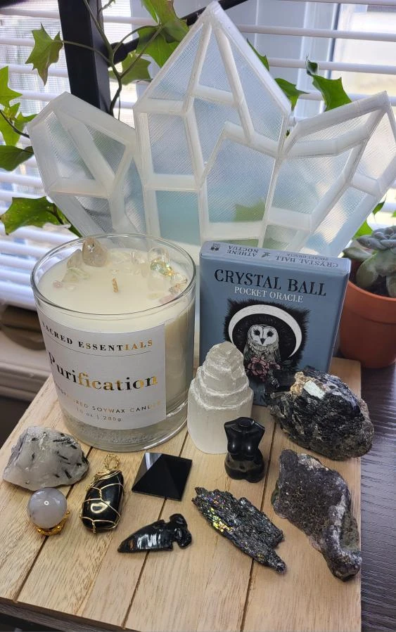 Sacred Essentials Purification Soy Wax Candle & Crystal Bundle - photo 5