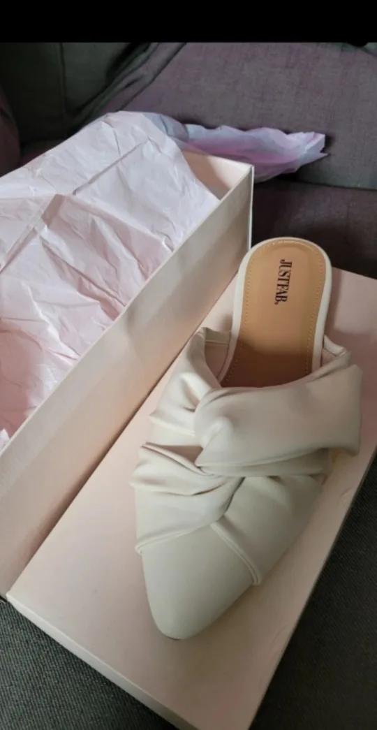 Knotted Pointed Toe Mules thumbnail