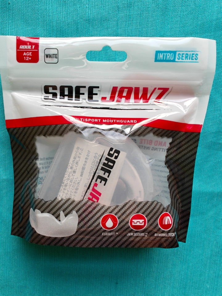 SafeJawz Intro Series Adult Mouthguard