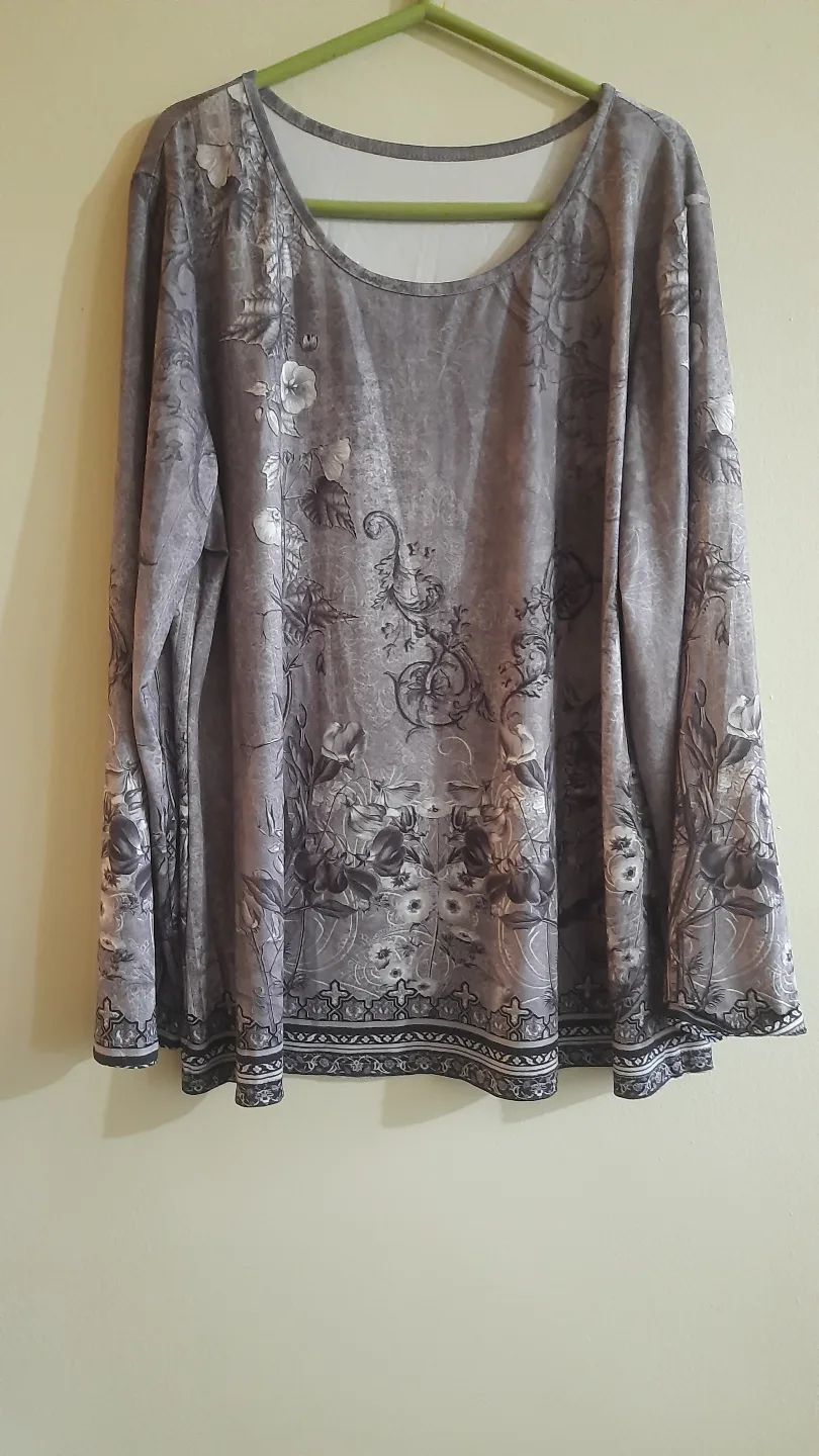 Grey Floral Blouse, Size XL thumbnail