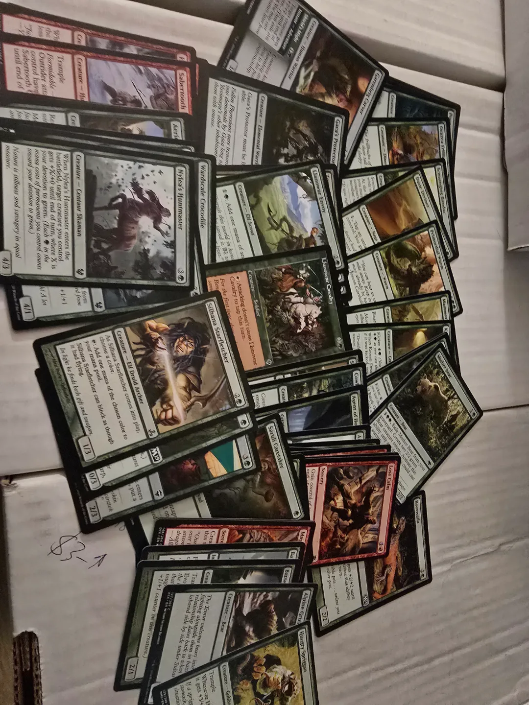 Bulk Magic: The Gathering & Pokémon Cards image indicator(2)