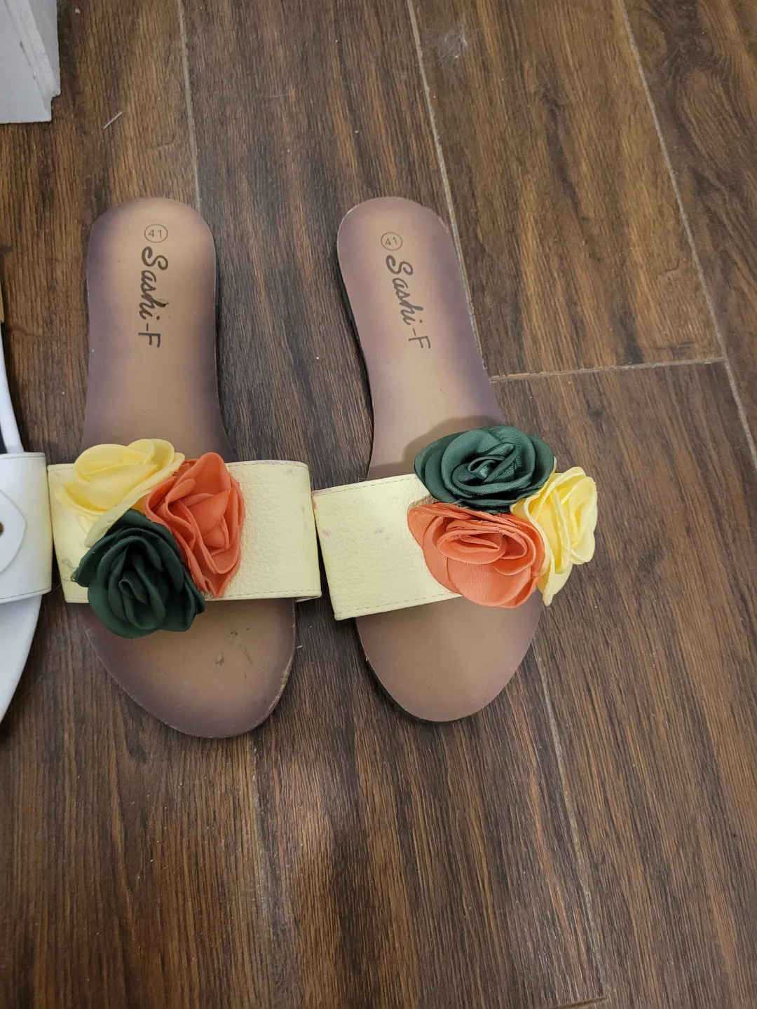 women's flats size 9 selling individually OR bundle 5 pairs image indicator(6)