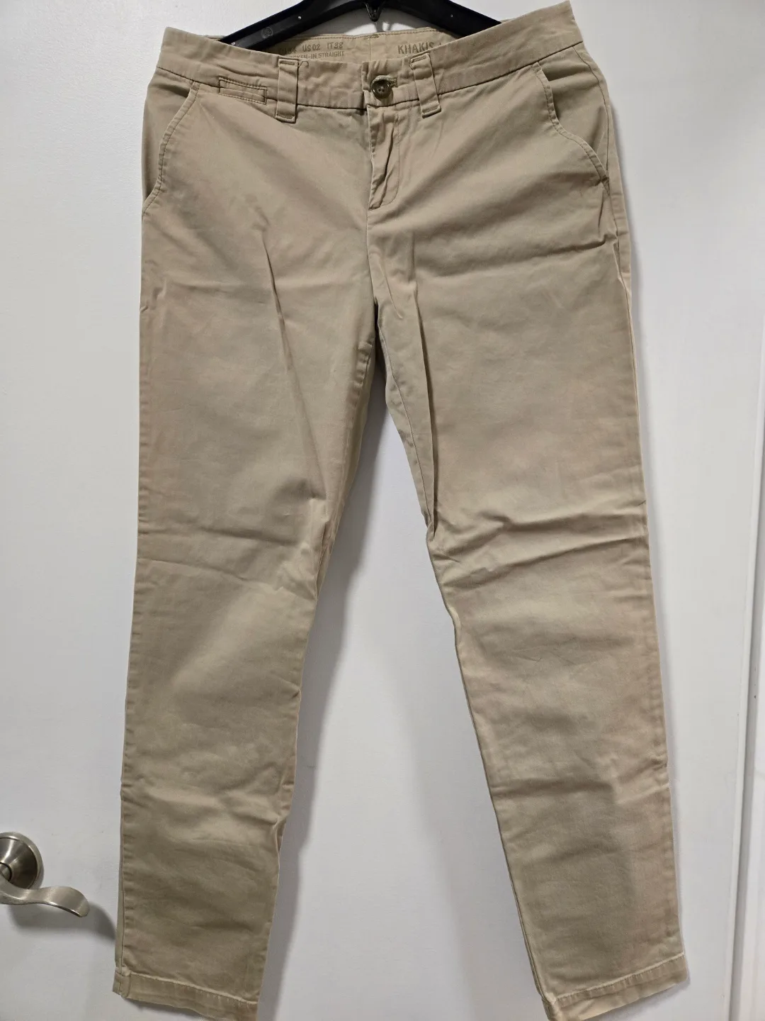 Khaki's by Gap Straight Leg Trousers Size 4 thumbnail