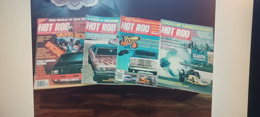 Collection of Vintage Hot Rod Magazine Issues image indicator(2)